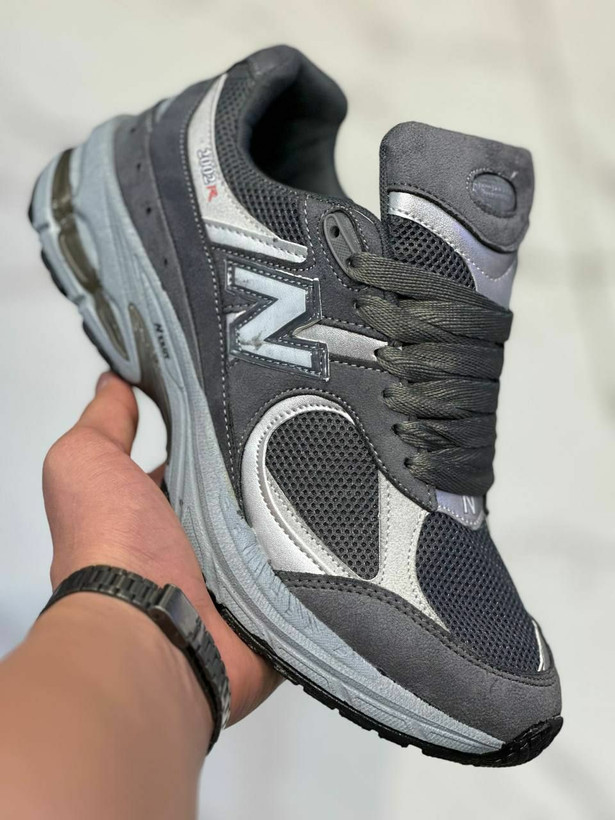 کتونی نیوبالانس (New Balance) مدل 2002R- عمده- کارتن 10 جفتی