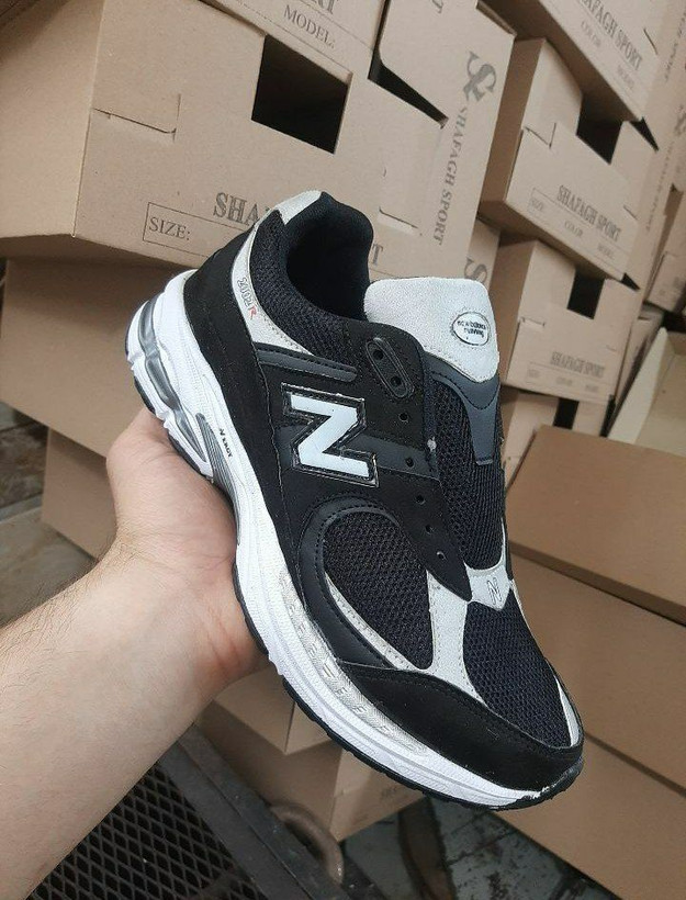 کتونی نیوبالانس (New Balance) مدل 2002R- عمده- کارتن 10 جفتی