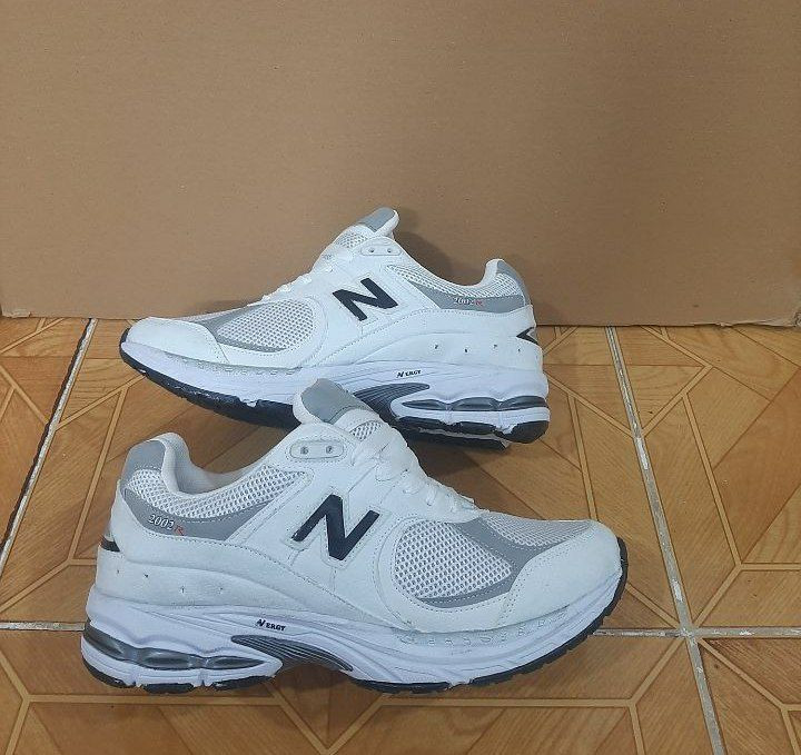 کتونی نیوبالانس (New Balance) مدل 2002R- عمده- کارتن 10 جفتی